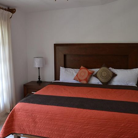 La Joya Del Lago Apartments Chapala Exterior photo